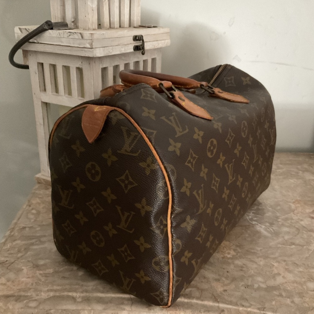 Louis Vuitton Speedy 30